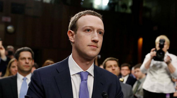 CEO Facebook khẳng định không bán dữ liệu người dùng